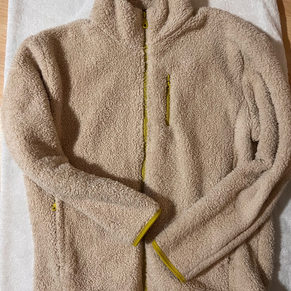 Girlfriend Collective Sherpa Jacket, Tan with Yellow Details, Size M
